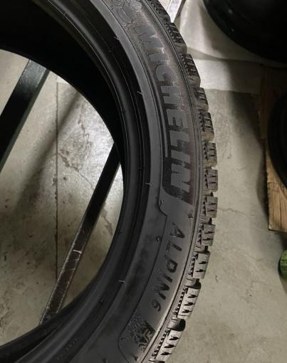 Michelin Alpin 6 215/45 R17