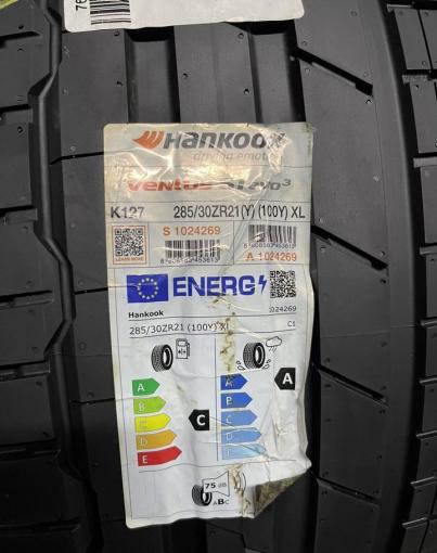 Hankook Ventus V12 Evo2 K120 255/35 R21 и 285/30 R21 Y