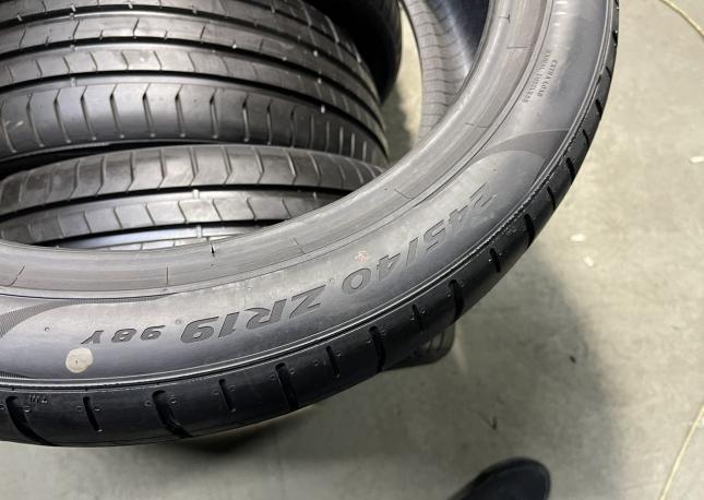 Pirelli P Zero II 245/40 R19 98Y