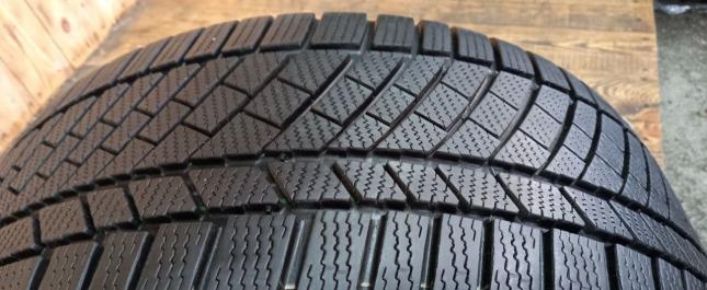 Continental ContiWinterContact TS 830 P 245/35 R19 93W