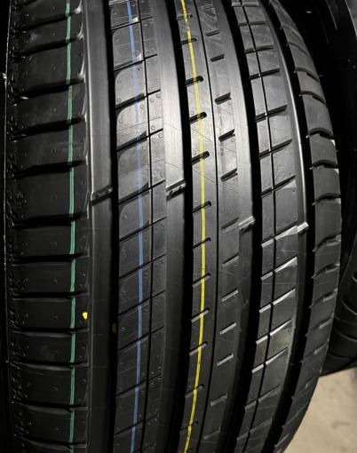 Michelin Latitude Sport 3 235/50 R19