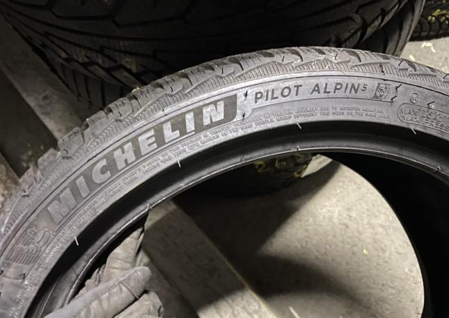 Michelin Pilot Alpin 5 235/40 R18 95V