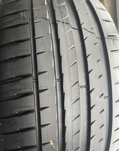 Michelin Pilot Sport 4 S 255/40 R19 100Y