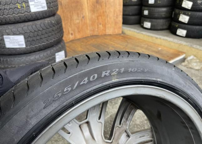 Pirelli P Zero 255/40 R21 102Y