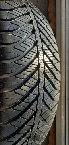 Goodyear Vector 4Seasons 205/60 R16 92H