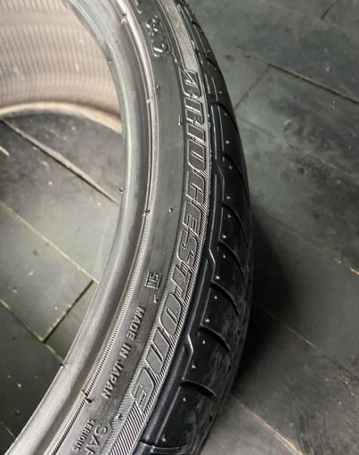 Bridgestone Potenza RE050A 255/30 R19