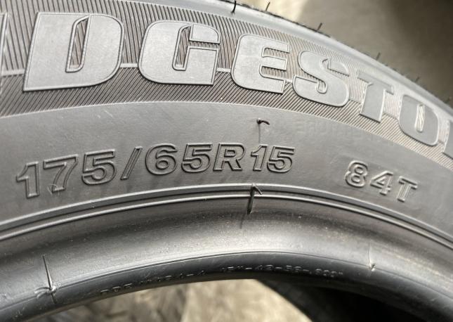 Bridgestone B250 175/65 R15 84T