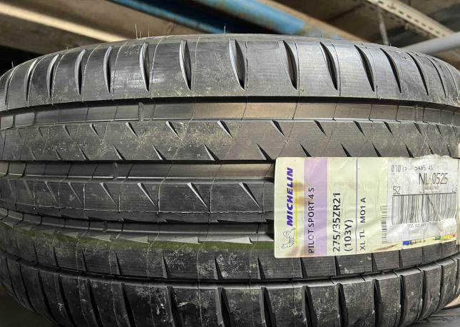 Michelin Pilot Sport 4 S 315/30 R21 и 275/35 R21