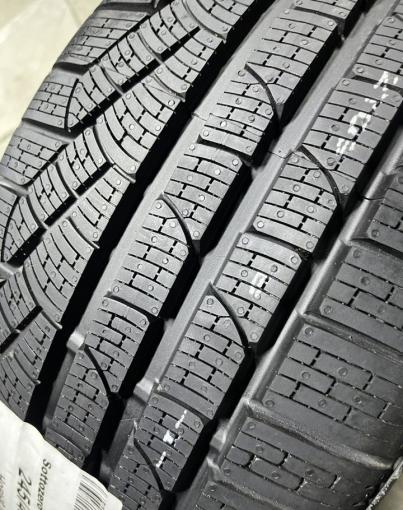 Pirelli Winter Sottozero II 245/40 R20 99V