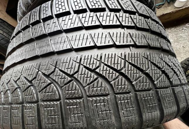 Pirelli P Zero Winter 285/30 R22