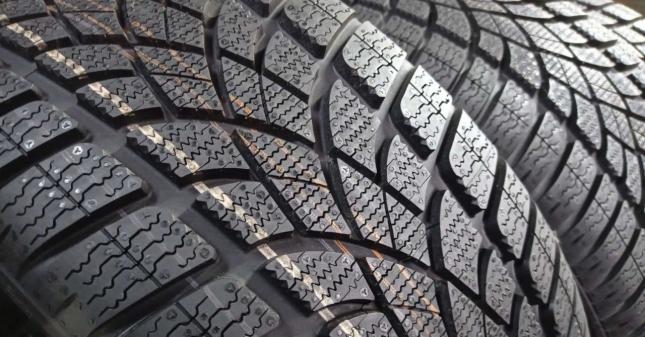 Dunlop SP Winter Sport 3D 215/40 R17