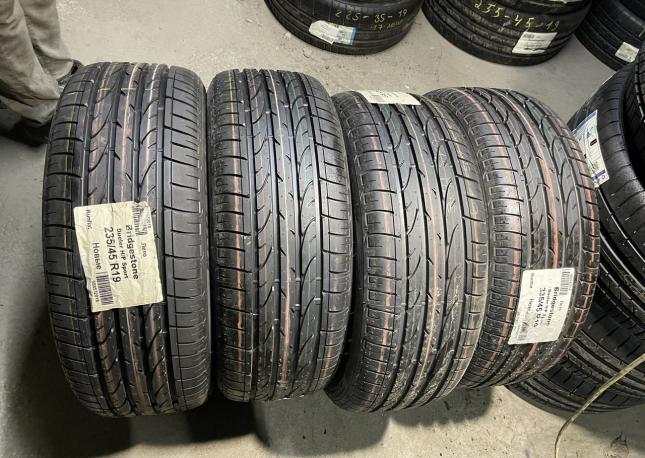 Bridgestone Potenza S001 235/45 R19 95V