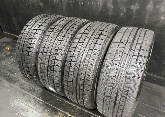 Yokohama Ice Guard IG50 215/55 R17