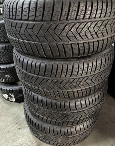 Pirelli Winter Sottozero 3 255/40 R20 и 285/35 R20 V