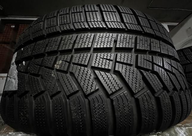 Hankook Winter I&#39;Cept Evo2 W320 285/30 R22