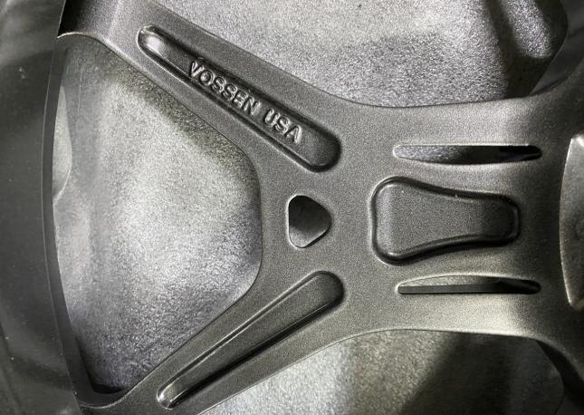 Оригинальные диски Vossen Audi Q7M Q8 R22