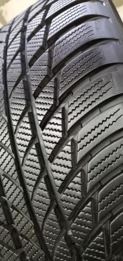 Bridgestone Blizzak LM-001 225/50 R17 98H