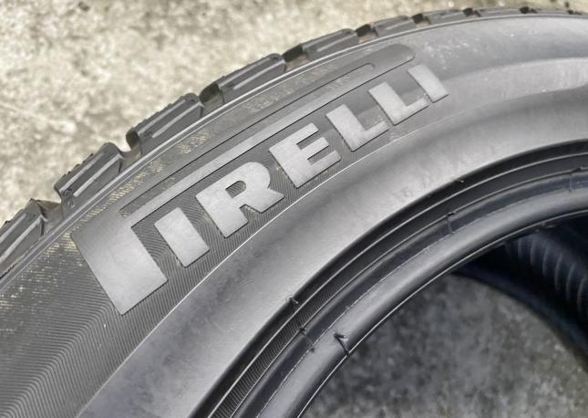 Pirelli Winter Sottozero 3 255/45 R19 104V