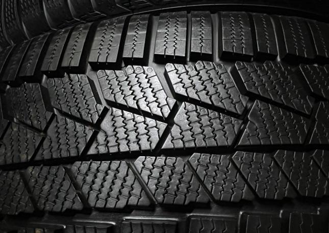 Continental ContiWinterContact TS 860S 225/50 R19