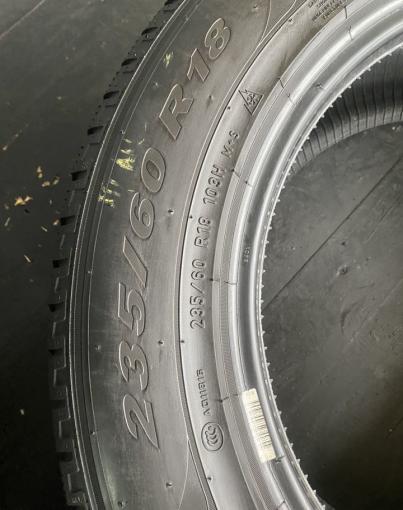 Pirelli Scorpion Winter 235/60 R18