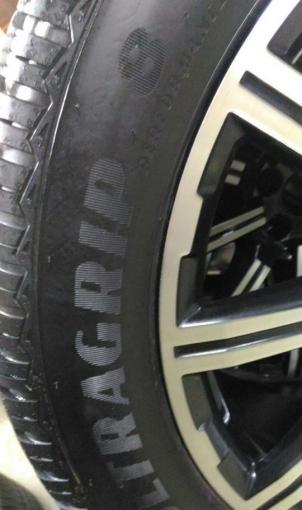 Goodyear UltraGrip Performance+ SUV 285/45 R20