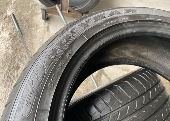 Goodyear EfficientGrip 255/45 R20 101Y