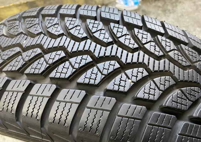 Bridgestone Blizzak LM-32 185/65 R15 88T