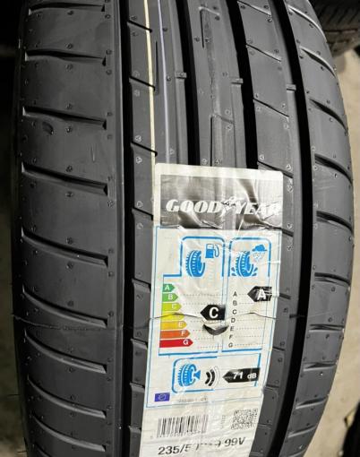 Goodyear Eagle F1 Asymmetric 3 235/50 R19