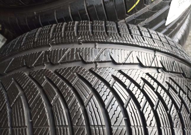 Michelin Pilot Alpin PA4 235/40 R18