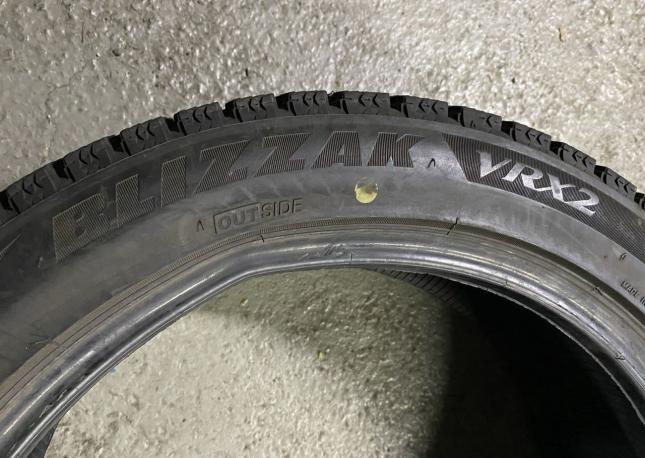 Bridgestone Blizzak VRX2 225/45 R18 91Q