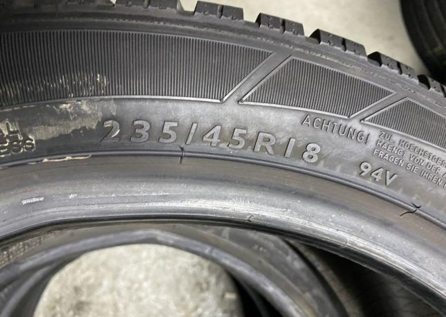 Dunlop SP Winter Sport 3D 235/45 R18 94V