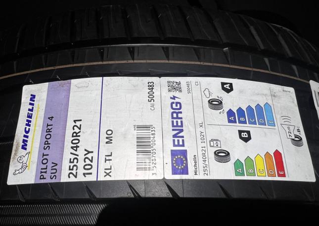 Michelin Pilot Sport 4 SUV 255/40 R21