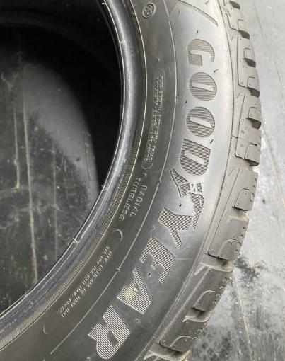 Goodyear UltraGrip Performance Gen-1 235/55 R18