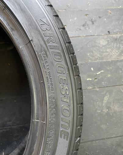 Bridgestone Potenza S001 235/45 R19