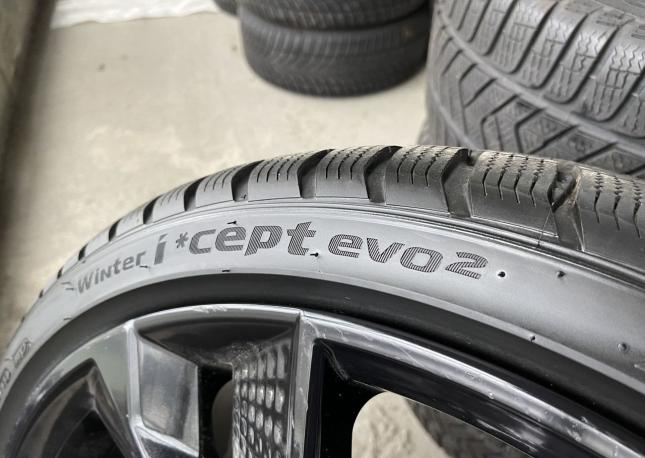 Hankook Winter I&#39;Cept Evo2 W320A SUV 285/30 R22