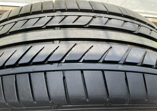 Goodyear Eagle LS EXE 215/55 R17 94V