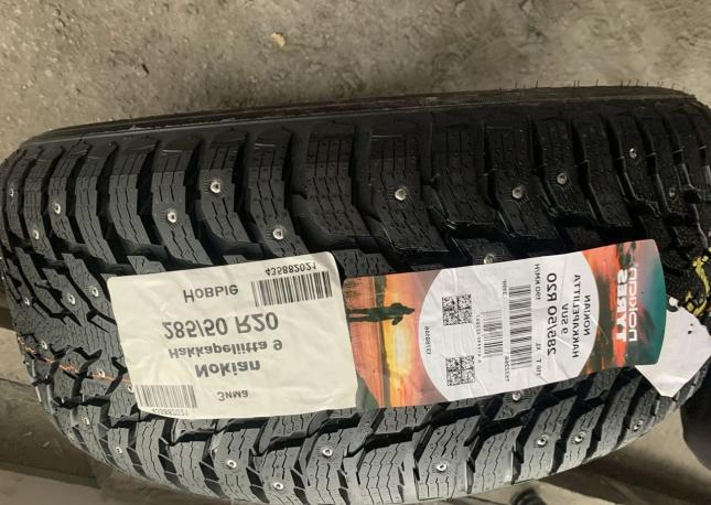 Nokian Tyres Hakkapeliitta 9 255/35 R20