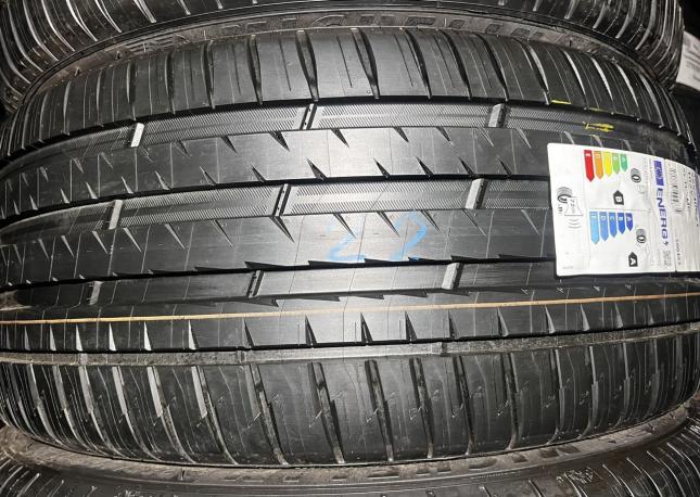 Michelin Pilot Sport 4 SUV 255/40 R21