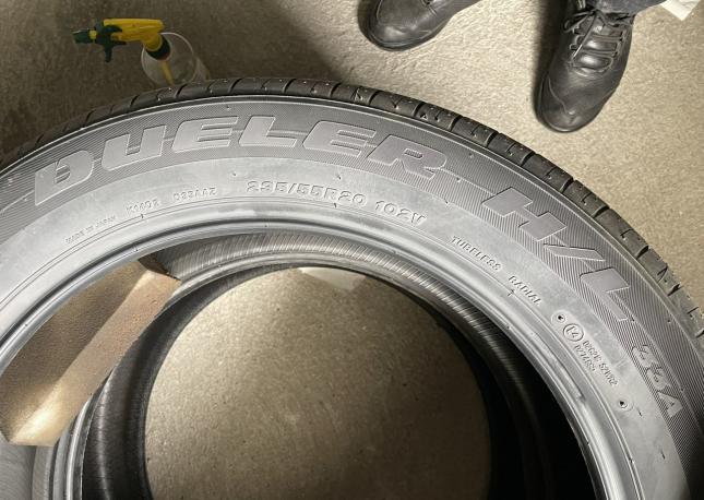 Bridgestone Dueler H/L 33A 235/55 R20 102V