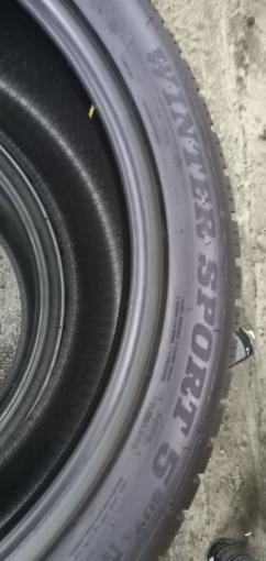 Dunlop Winter Sport 5 SUV 255/45 R20 и 285/40 R20 108V