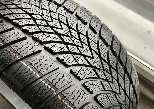 Dunlop SP Winter Sport 4D 275/30 R21