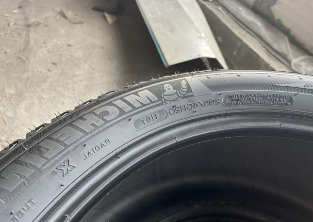 Michelin Latitude X-Ice 2 295/40 R20