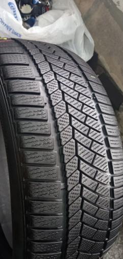 Continental ContiWinterContact TS 830 P 235/40 R19 92V