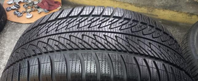 Goodyear UltraGrip 8 Performance 285/45 R20 112V