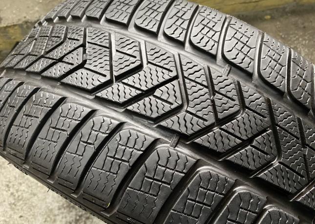 Pirelli Winter Sottozero 3 245/35 R21 96W