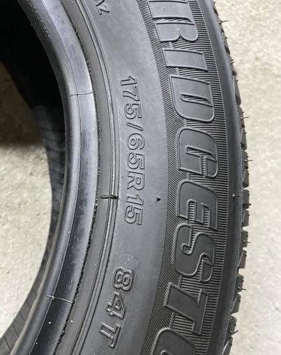 Bridgestone B250 175/65 R15