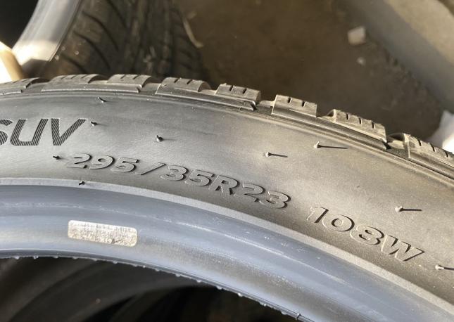 Hankook Winter I&#39;Cept Evo2 W320C 295/35 R23 108W