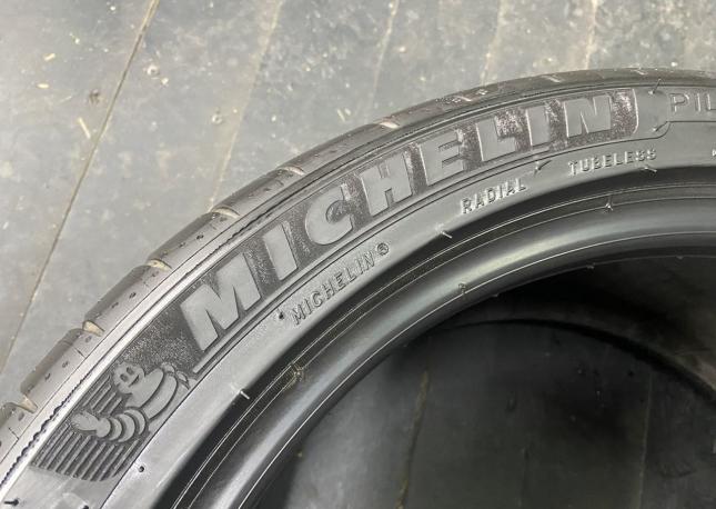 Michelin Pilot Sport 4 S 235/40 R19