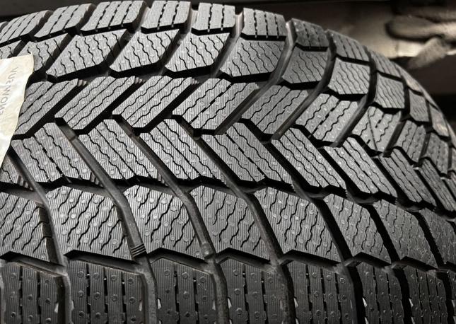 Michelin X-Ice FL 235/55 R18