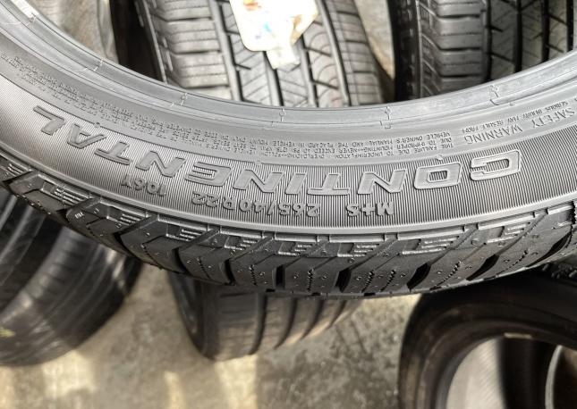 Continental ContiCrossContact LX 265/40 R22 106Y